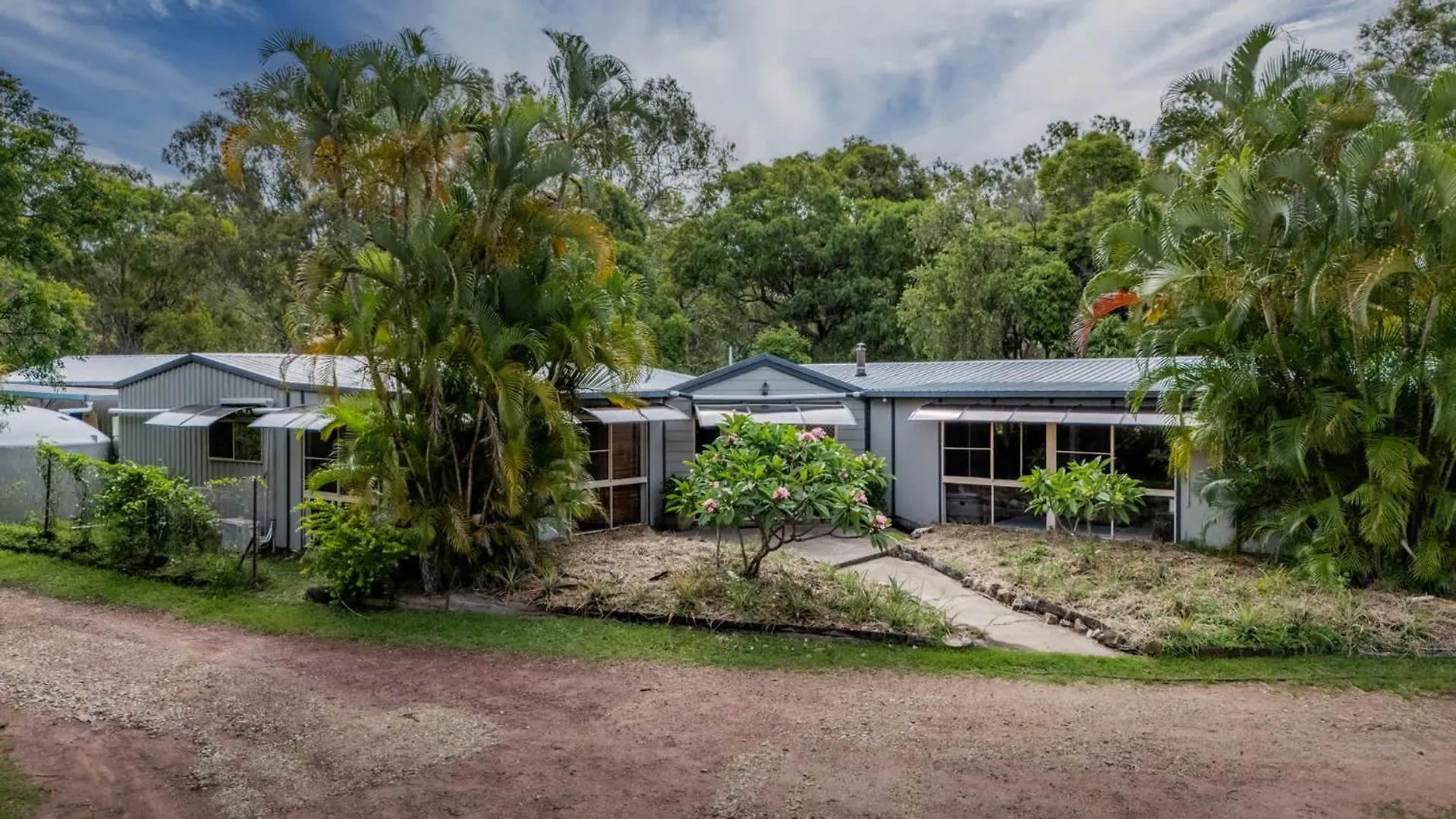 Holiday home Green Dragon - Large Pet-Friendly Home With Pool & Beautiful Bushland In Agnes Water Australia
