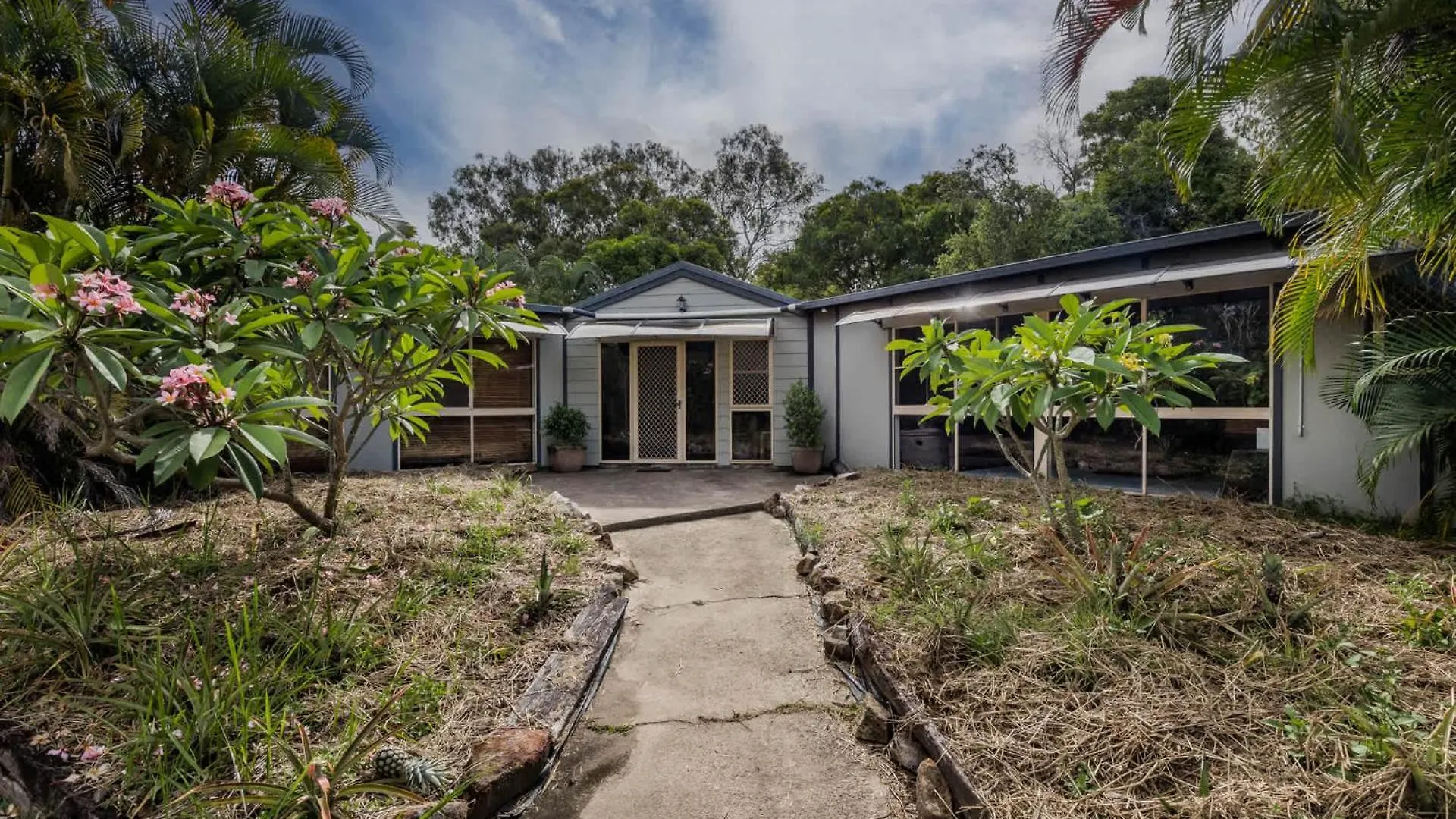 Holiday home Green Dragon - Large Pet-Friendly Home With Pool & Beautiful Bushland In Agnes Water